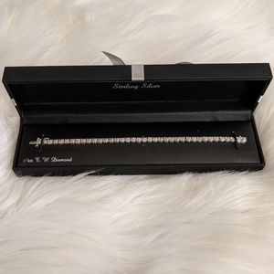 Sterling Silver 1/4ct T.W. Diamond Tennis Bracelet